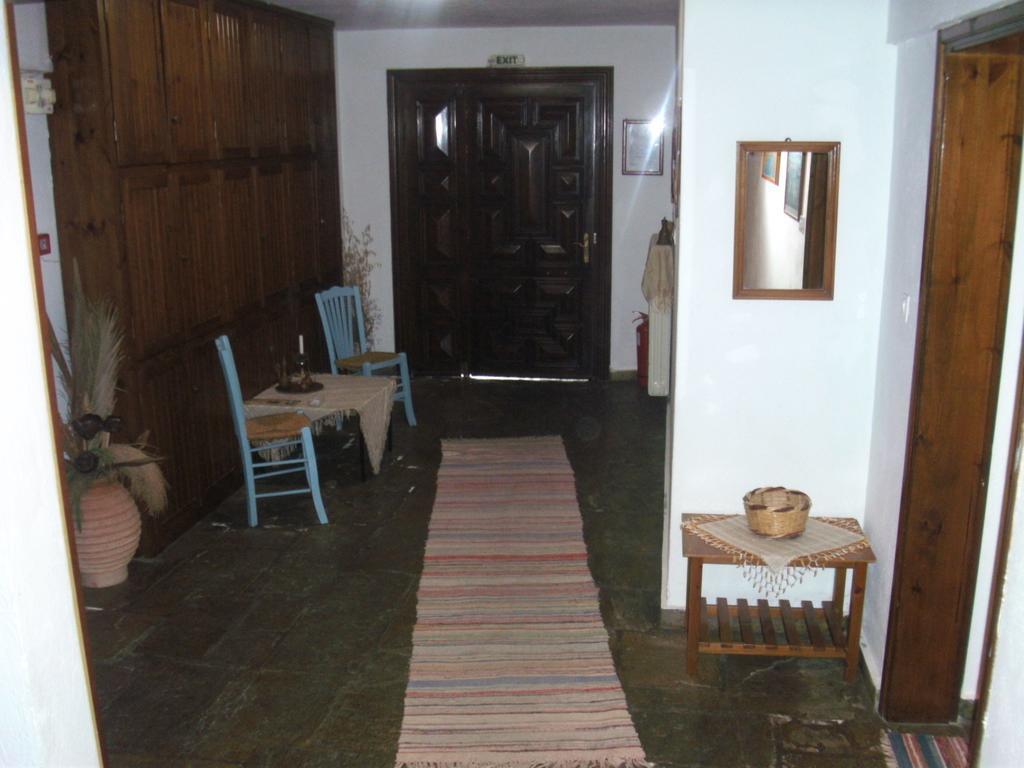 Papatzikos Traditional Guesthouse Néos Marmarás Exterior foto
